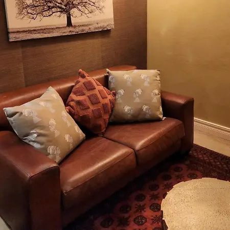Loerie'S Nest Apartment Pretoria Room photo